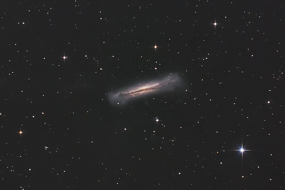 NGC 3628（銀河・しし座） – Orio Blog